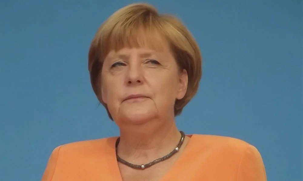 NEWS 9 Angela Merkel BILD kukksi