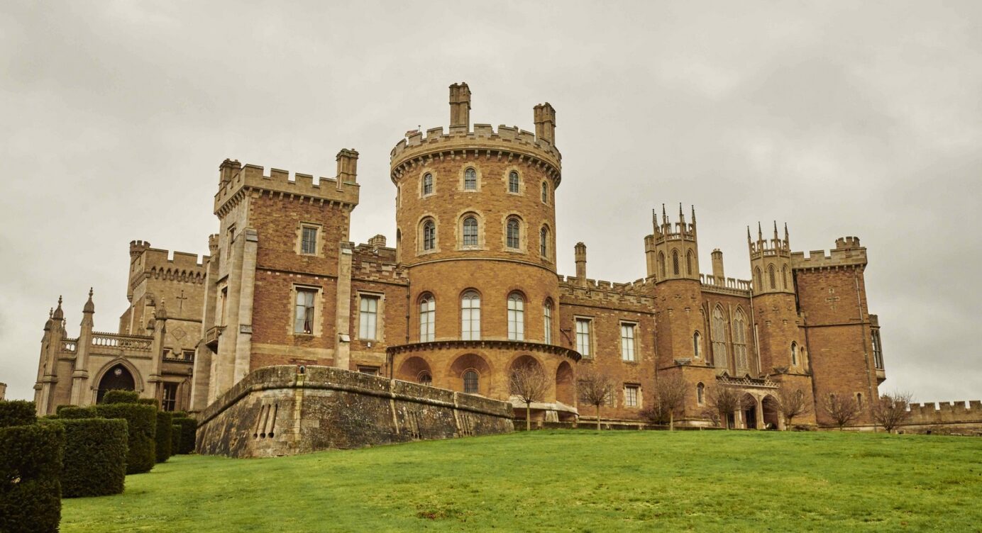 „Der kleine Lord“: Wo ist der Drehort? Hier liegt das Schloss!