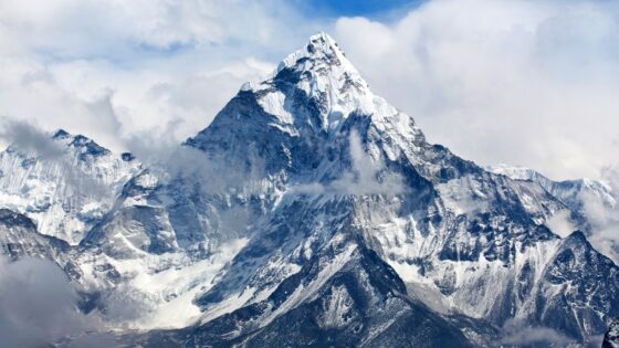 Berg Ama Dablam Peak