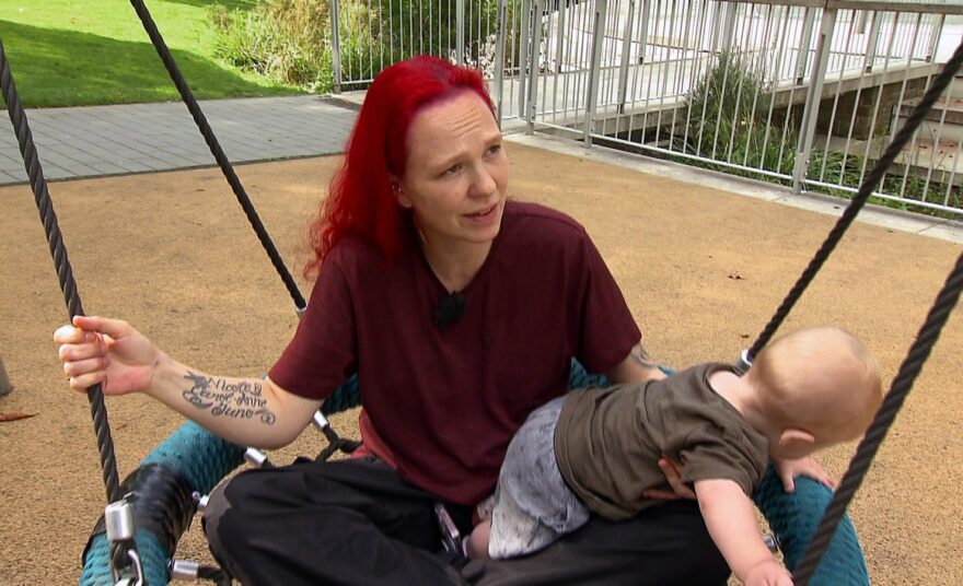 Mandy aus "Armes Deutschland"